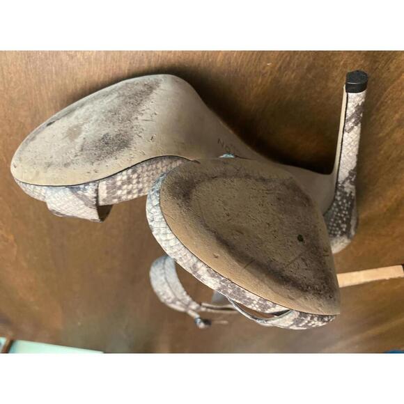 Ellen by Halston  - Size 8.5M - Picture 6 of 13